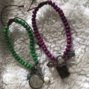 2 Adjustable bracelets